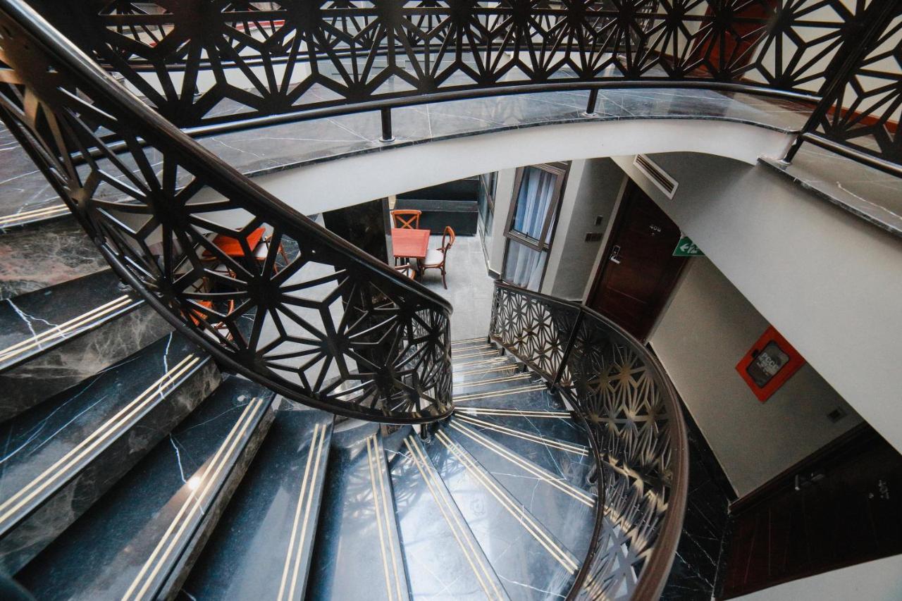 Victorian Hotel Dalat Екстериор снимка