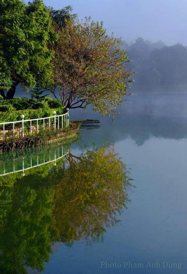 Victorian Hotel Dalat Екстериор снимка