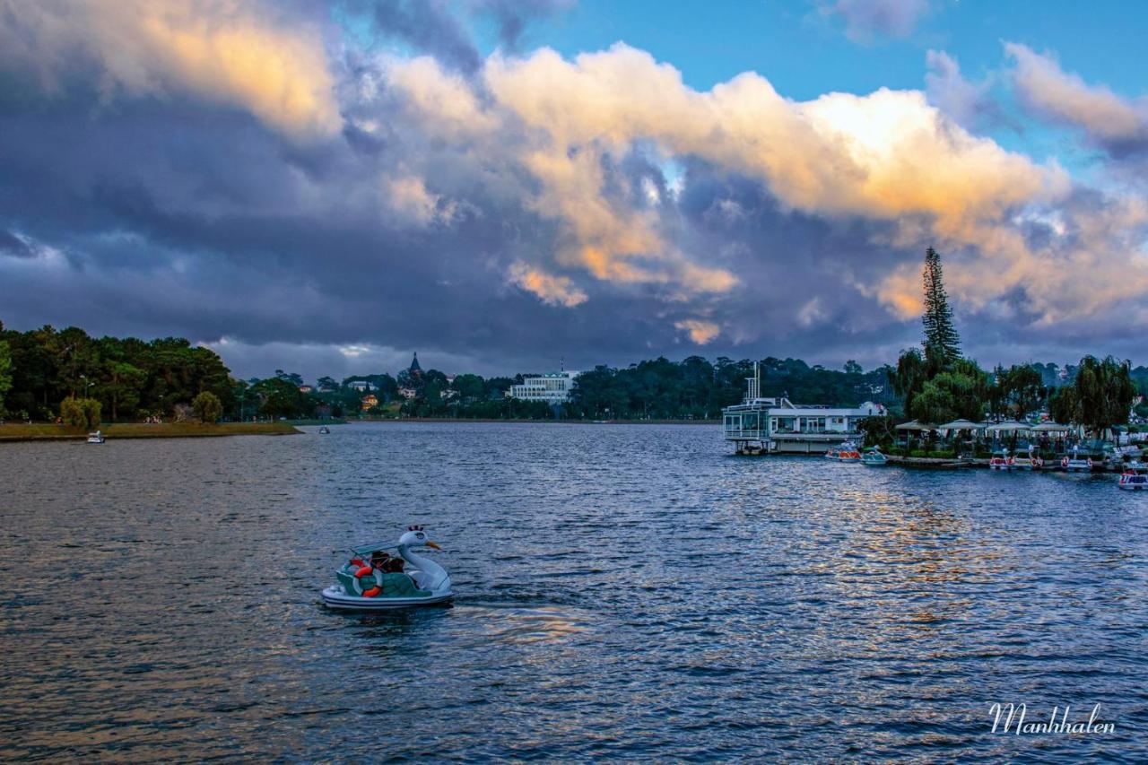 Victorian Hotel Dalat Екстериор снимка