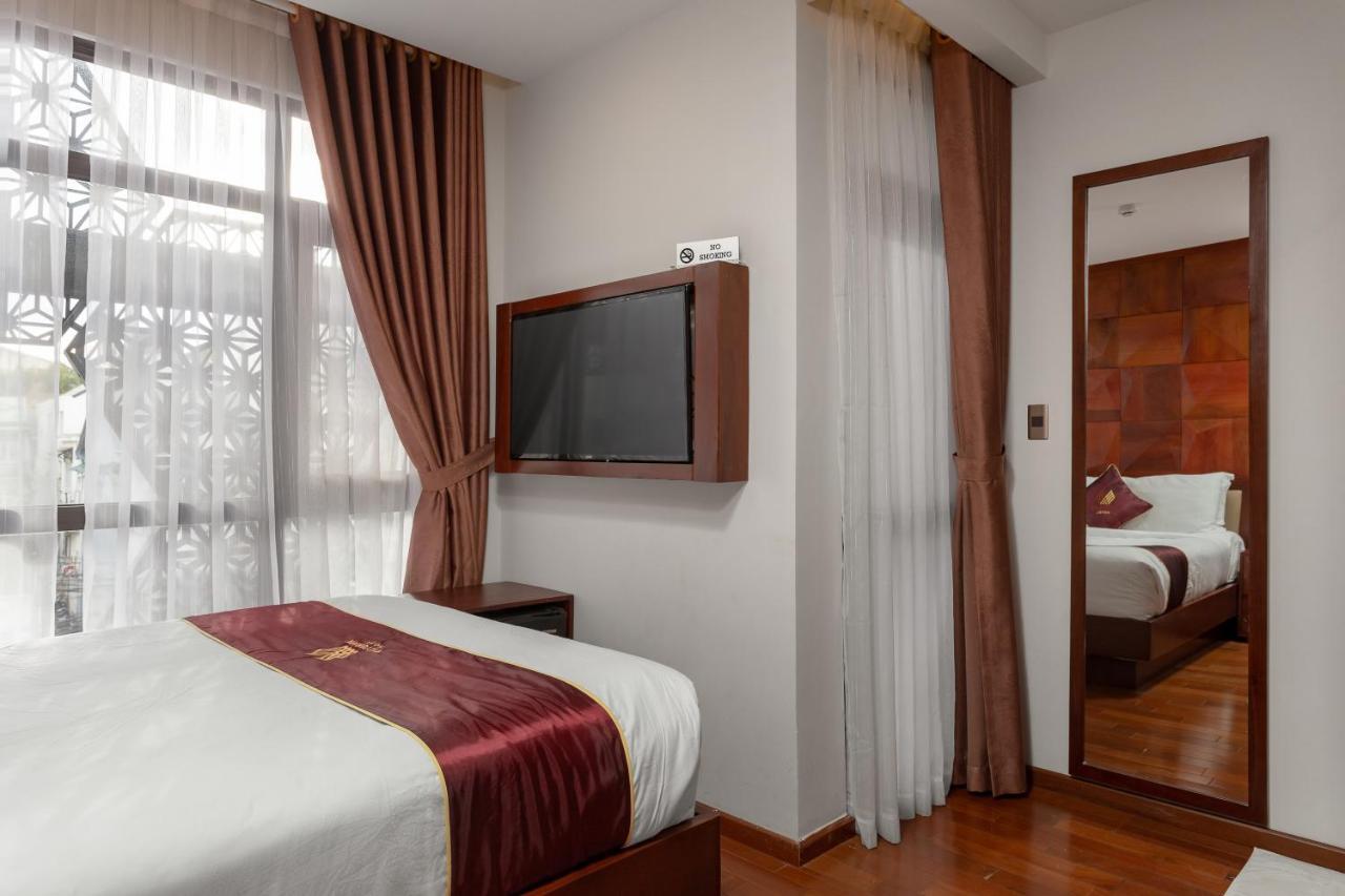 Victorian Hotel Dalat Екстериор снимка